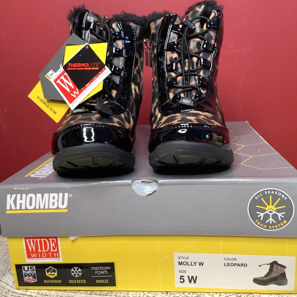 Khombu 5 W Leopard Waterproof, Warm, Memory Foam Soles , Cold Rated Winter Boots